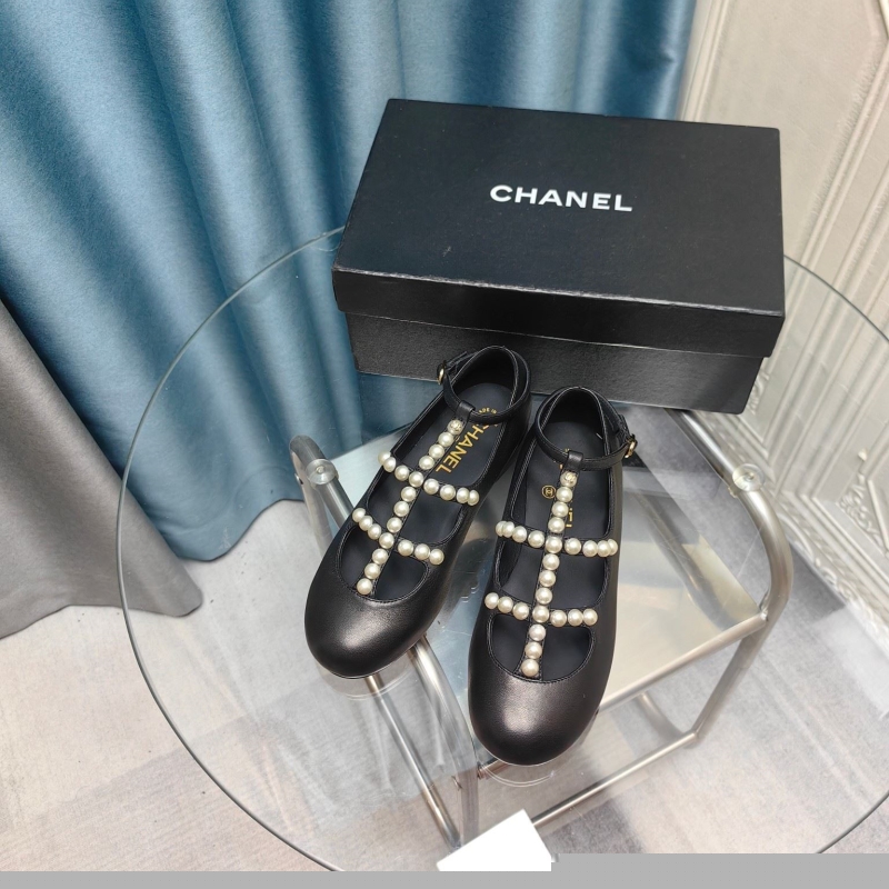 Ch*el sandals